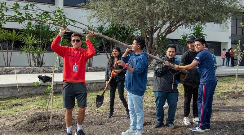 Reconocen autoridades federales acciones ambientales de la UPQ 4 ambientales