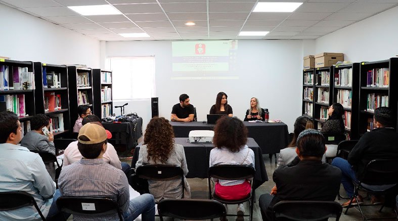Capacita IEEQ a organización que busca conformar Asociación Política 2 Asociación Política
