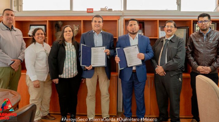 Arroyo Seco Fortalece La Educación Con La Firma De Convenio Con El ITQ 5 El ITQ
