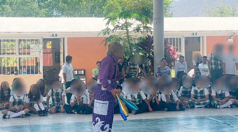 SMDIF Jalpan llevan alegría a estudiantes en el marco del Día del Niño 4 SMDIF Jalpan