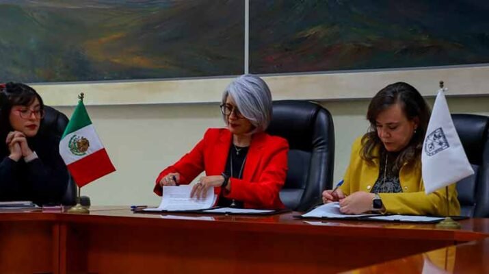 Suscribe UAQ alianza con OEI 1 suscribe 2