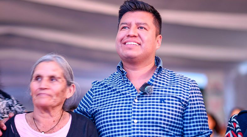 Celebra Jairo Morales el “Día de las Madres” en Huimilpan 2 Celebra Jairo