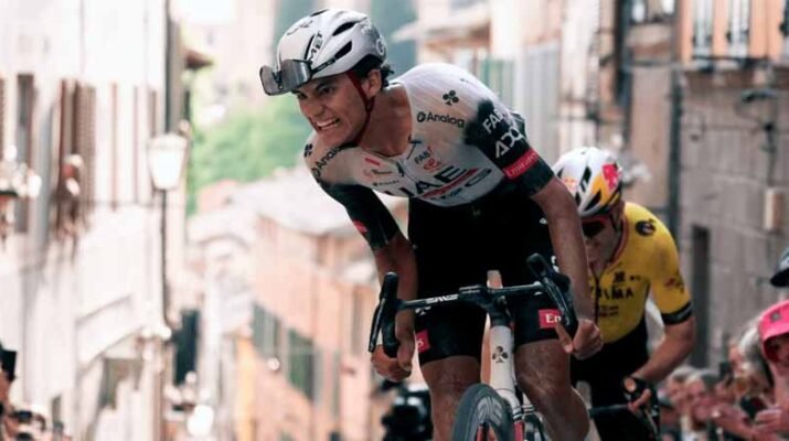 Isaac del Toro se convierte en el primer mexicano líder del Giro de Italia 1 Isaac
