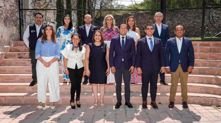 Chepe Guerrero tomó protesta a los integrantes del DIF 1 tomó protesta