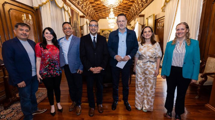 Fortalecen lazos Querétaro y AWS 4 Querétaro y