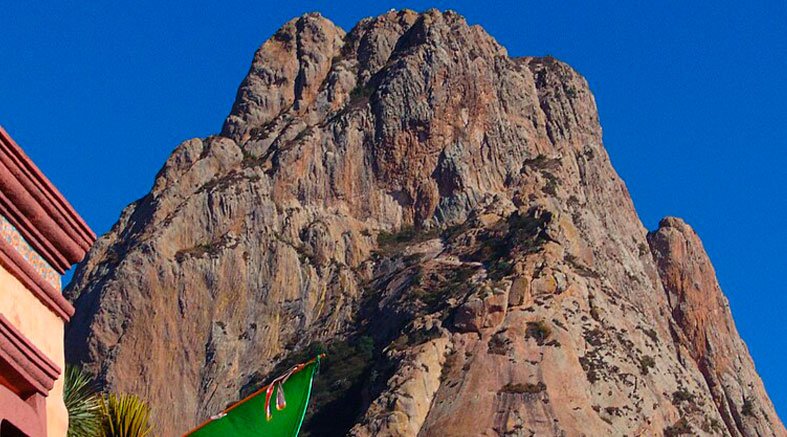 Cerrado Temporalmente el Acceso a la Peña de Bernal por Lluvias 2 Temporalmente