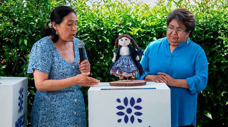 Rodrigo Monsalvo Impulsa Muñeca Artesanal de El Marqués 2 Impulsa Muñeca