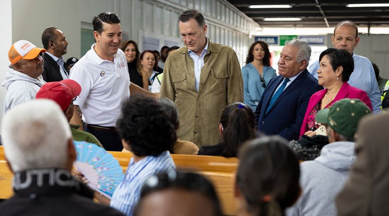 Visita Mauricio Kuri el Instituto Mexicano de Oftalmología 3 Visita Mauricio