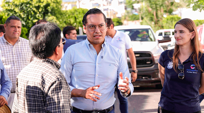 Chepe Guerrero se reúne con vecinos de Misión Santa Sofía 2 Santa Sofía
