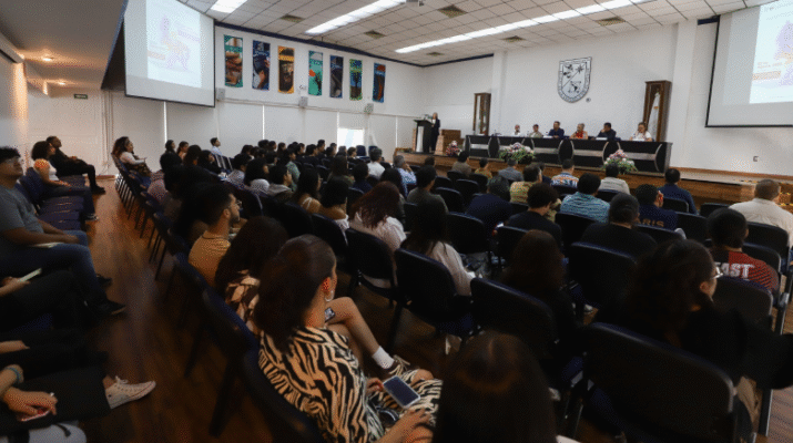 Impulsa UAQ reflexión sobre la inteligencia artificial en diversas disciplinas 1 artificial 2