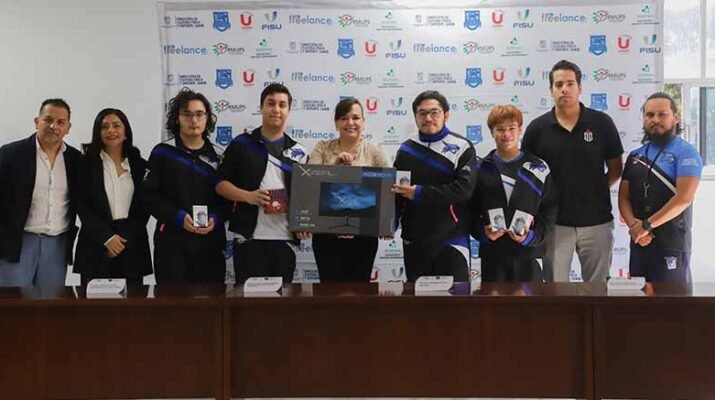 Premian a atletas UAQ de eSports, por alcanzar oro en la Universiada 2025 1 de eSports