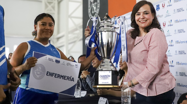 Entrega UAQ Copa Valores 4 entrega uaq 2
