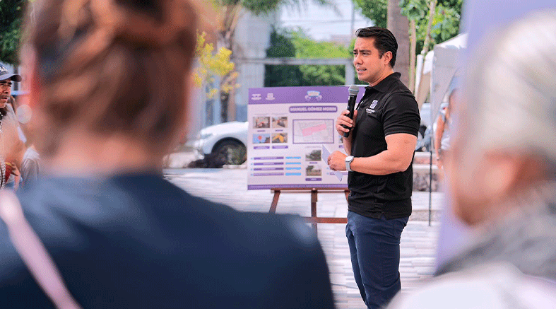 Alcalde en Acción mejora colonia Manuel Gómez Morín en Querétaro 2 mejora colonia