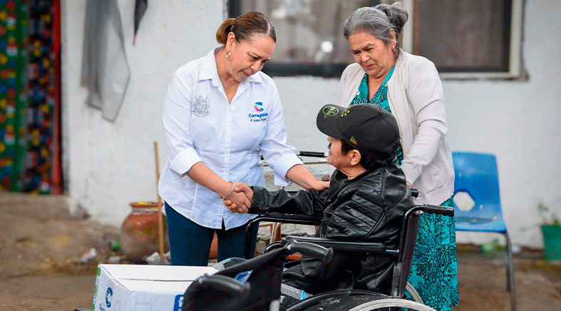 DIF Corregidora brinda apoyos a personas con discapacidad