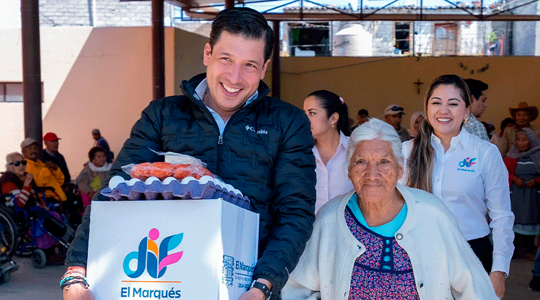 Entrega de 5 mil despensas en El Marqués 2 despensas en
