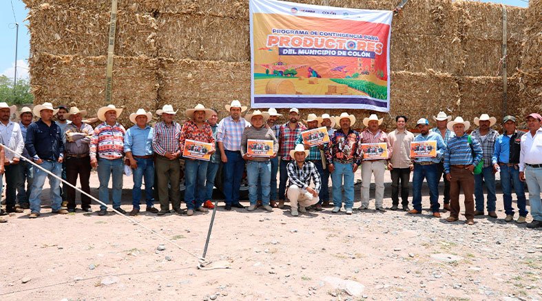 Gaspar Trueba entrega apoyos a 174 Productores 4 174 Productores