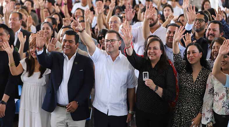 Mtro. Anghellus Medina rinde su 2do informe al frente de Bachilleres UAQ 4 Anghellus