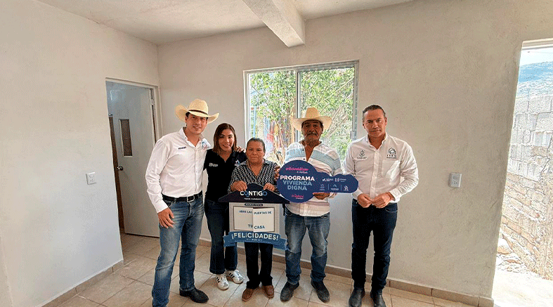 Entregan ampliaciones