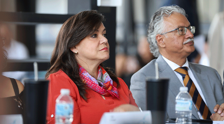 UAQ participa 