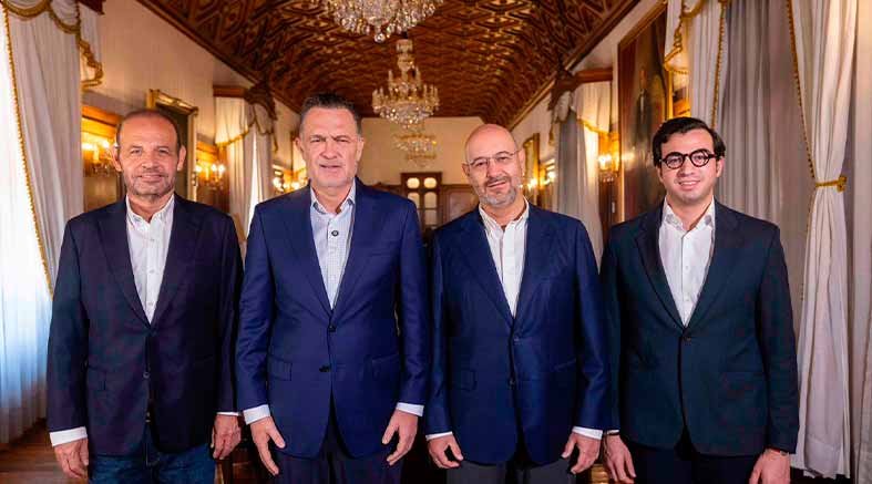 anuncia ajustes