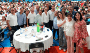 asiste a festejo