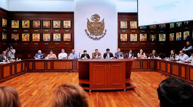 Felifer Macías asiste a sesión del Consejo contra las Adicciones 2 contra las Adicciones