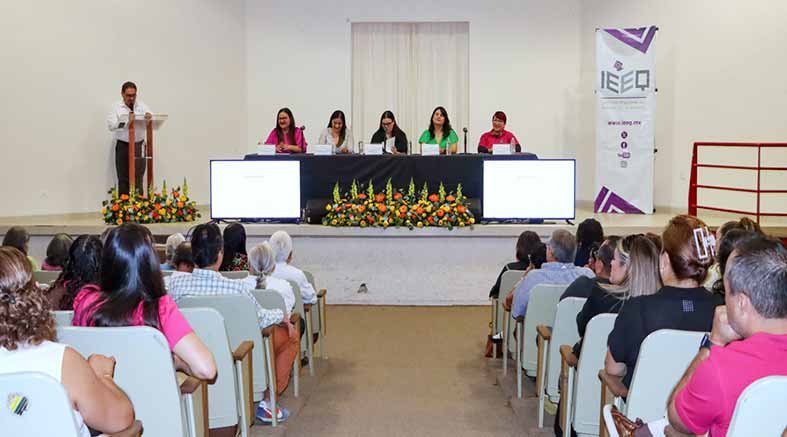 Reconoce IEEQ a personas adultas mayores con concurso de cuento 2 personas adultas