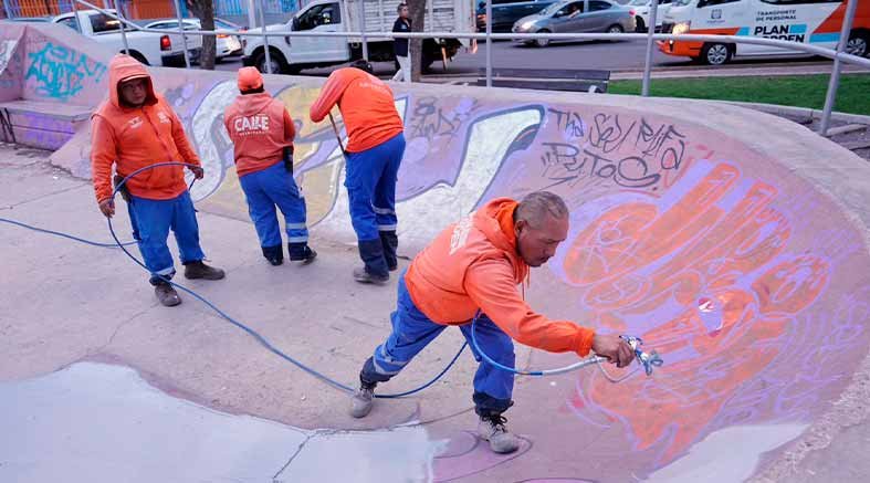 Borrados más de 370 mil metros cuadrados de graffiti en Querétaro 2 370 mil