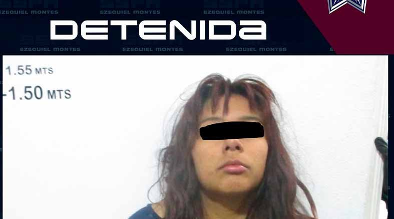 Detienen A Mujer