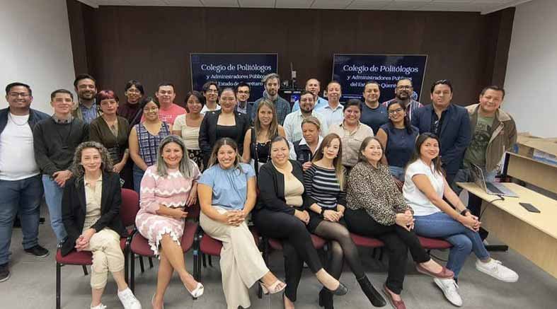 Politólogos y administradores públicos fundarán su Colegio profesional en Querétaro 2 Politólogos