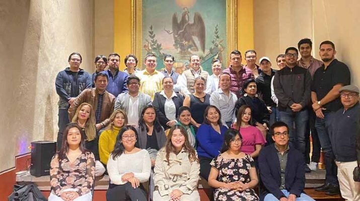 Politólogos y administradores públicos fundarán su Colegio profesional en Querétaro 1 Politólogos