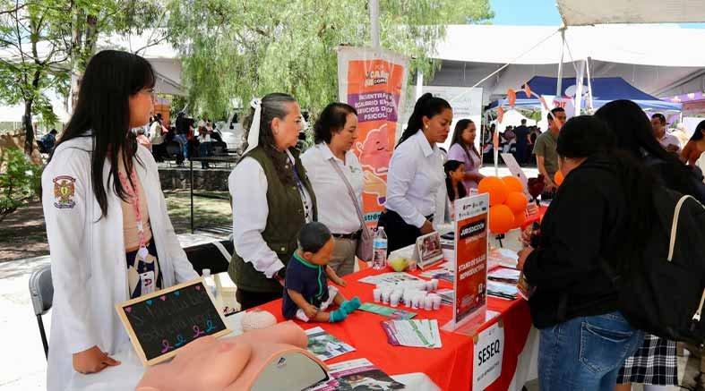 Realizan Feria 