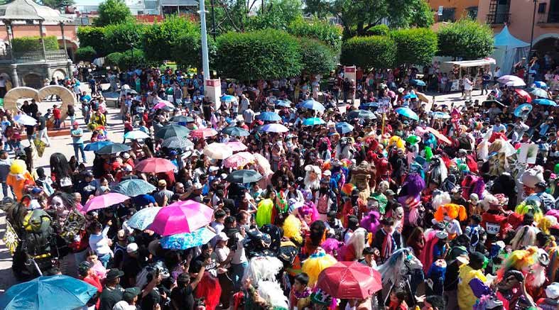 La Gran Shitaseada llena de color y tradición a Tequisquiapan 2 Shitaseada