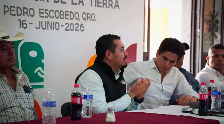 Beto Nava fortalece coordinación con INSUS en Pedro Escobedo 4 con INSUS