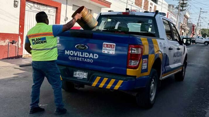 dos mil objetos