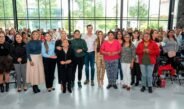 reconoce la contribución