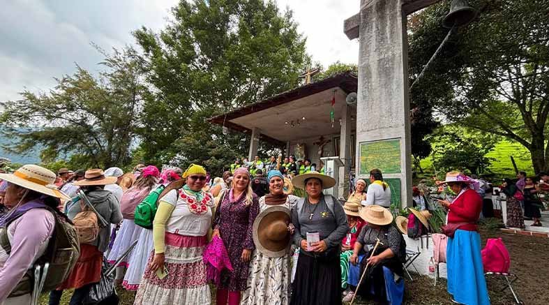 Peregrinación Neblinas–Tepeyac en Pinal de Amoles 4 Peregrinación Neblinas