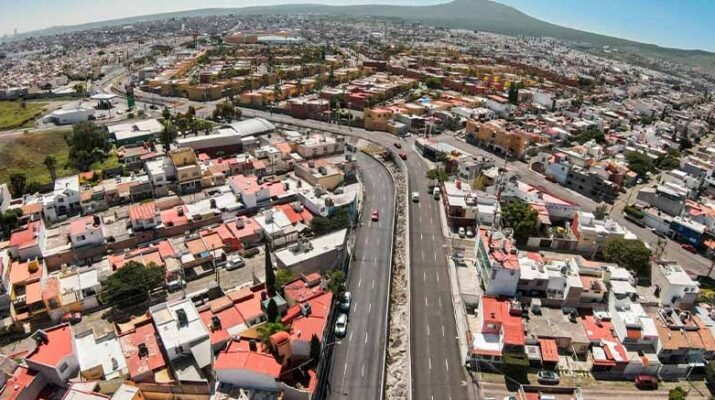 Chepe y Kuri supervisan la rehabilitación de la avenida Candiles 1 Chepe y Kuri