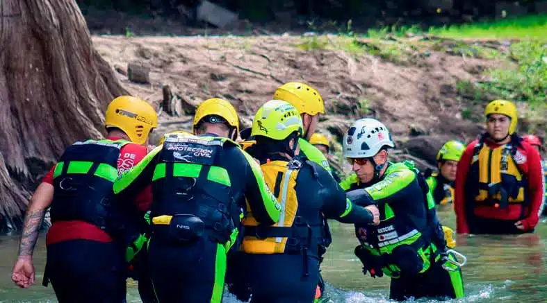 Protección Civil El Marqués fortalece capacitación en rescate acuático 2 acuático