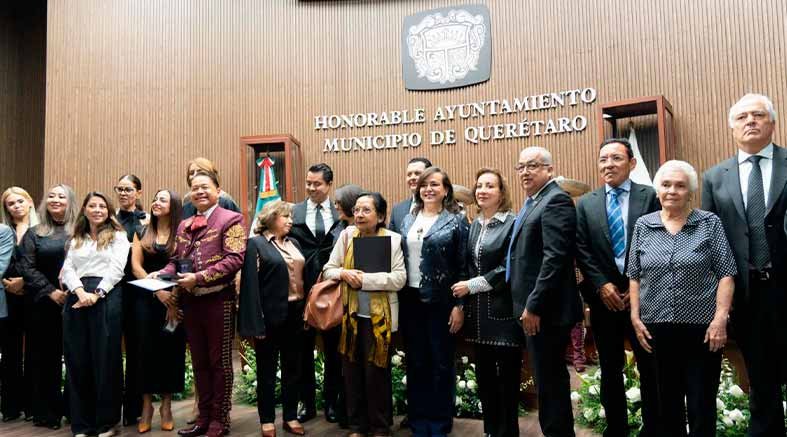Gana Compañía Folklórica UAQ presea capitalina 2 capitalina