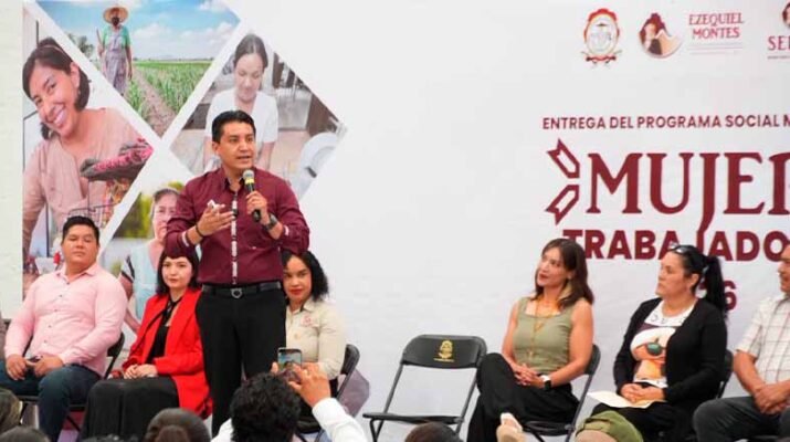 Entregan apoyos del programa Mujer Trabajadora en Ezequiel Montes 1 programa Mujer