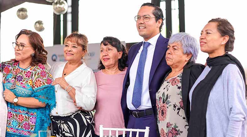 Reconocimiento a servidores públicos jubilados 2 servidores públicos