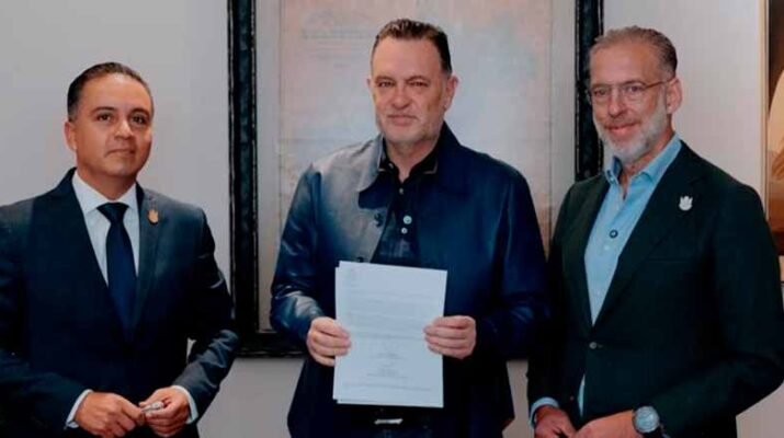 Firma Mauricio Kuri declaratoria de Área Natural Protegida al Parque Los Alcanfores 1 Área Natural