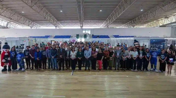 Inicia en la UAQ Feria de Vinculación y Empleo 1 Vinculación y