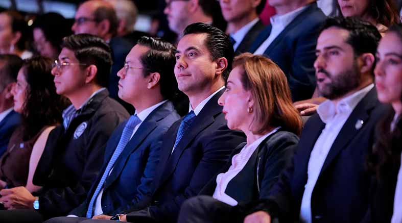Felifer Macías atestigua Informe Anual 2025 del IEEQ 2 Informe Anual