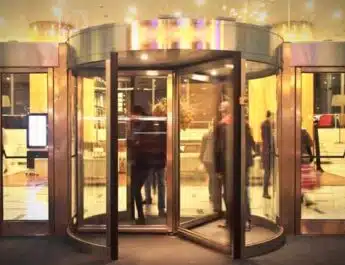 Puerta giratoria