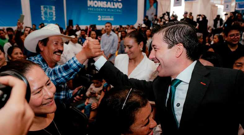 Rodrigo Monsalvo rinde 2do. Informe en El Marqués 2 rinde 2do
