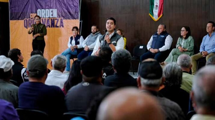 Felifer Macías mantiene diálogo con sectores de Querétaro 1 sectores de