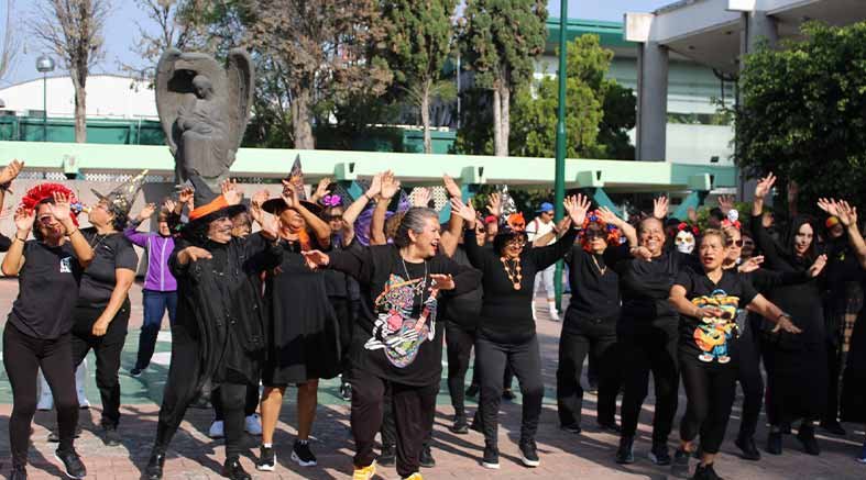 IMSS Querétaro conmemora el Día de Muertos con tradicional altar 3 tradicional altar